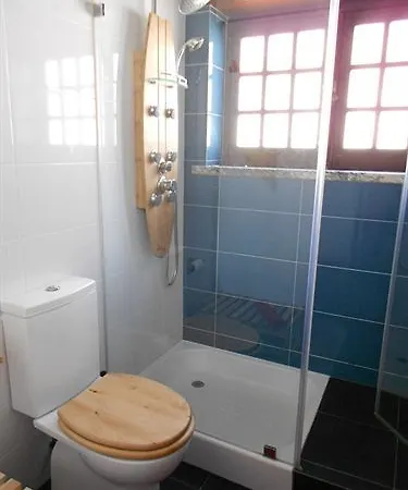 Surfing Peniche Apartment *